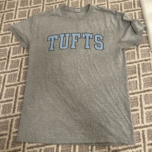tufts university gray tshirt, size medium